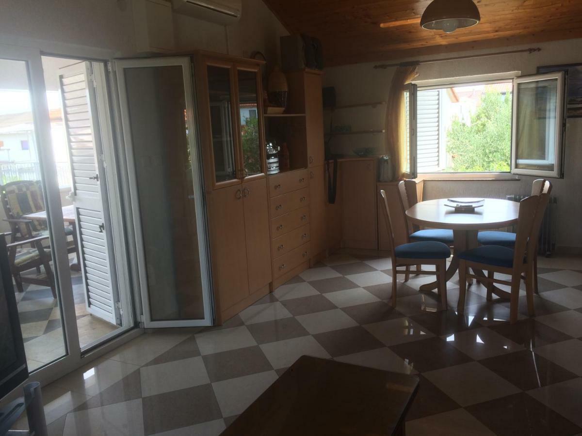 Dragica Apartments Vrsi Buitenkant foto